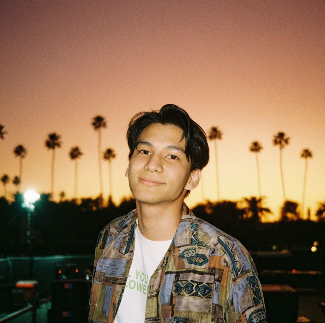 Sunkissed งานมิกซ์ซิงเกิลระหว่าง khai dreams กับ Phum Viphurit | Tadoo